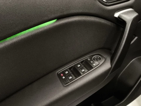 Renault Captur TCe 140 Micro Hibrido Fast Track 103 kW (140 CV)