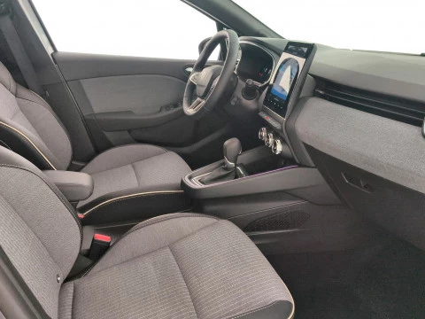 Renault Clio Techno E-Tech full hybrid 145 (103kw)