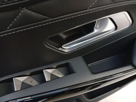 DS 7 Crossback 1.6 E-Tense 225 Auto Rivoli