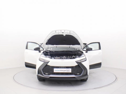 Toyota C-HR CH Toyota C-HR - MY25