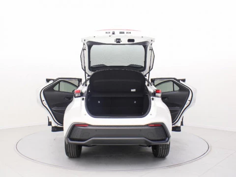 Toyota C-HR CH Toyota C-HR - MY25