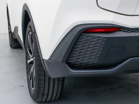 Toyota C-HR CH Toyota C-HR - MY25