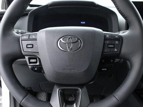 Toyota C-HR CH Toyota C-HR - MY25