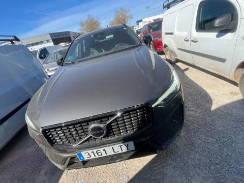 Volvo XC60 2.0 B4 D AWD R-Design Auto