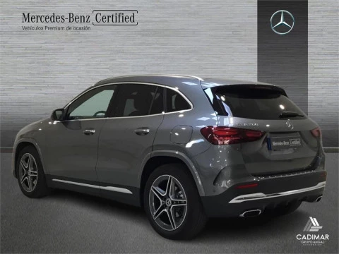 Mercedes-Benz GLA 200