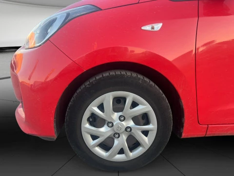 Hyundai i10   1.0 MPI Go