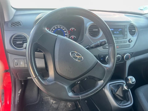 Hyundai i10   1.0 MPI Go