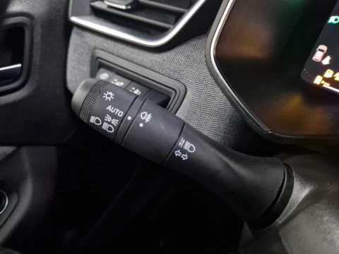 Renault Clio techno Eco-G 100cv (74kW)