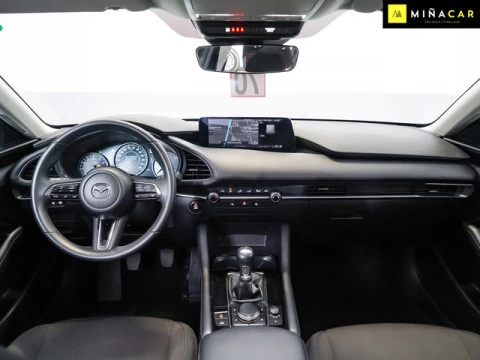 Mazda 3 2.5L E-SKY G MHEV Centre-line 6AT 10 kW (140 CV)