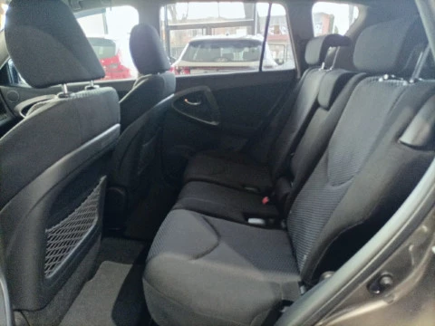 Toyota Rav4 2.2 D-4D Advance 4x2