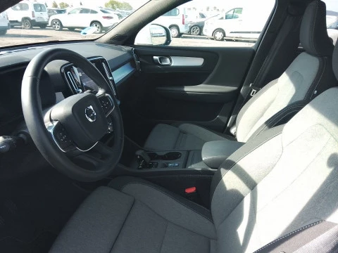 Volvo XC40 2.0 B4 G Core Auto