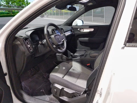 Volvo XC40 2.0 B4 G Core Auto