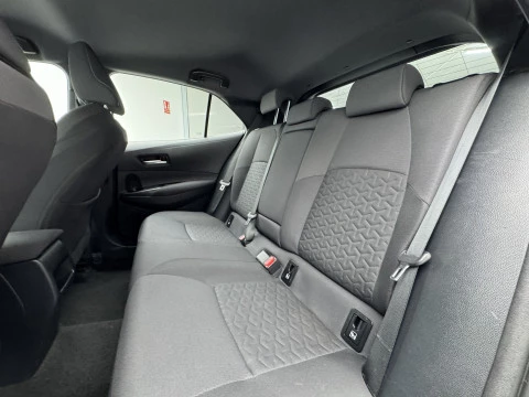 Toyota Corolla 1.8 125H BUSINESS E-CVT
