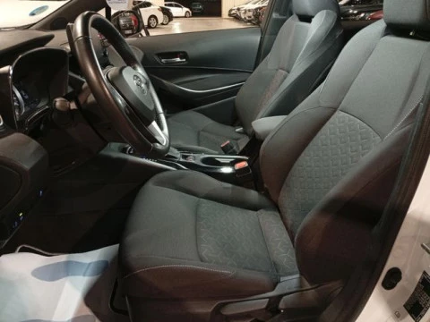 Toyota Corolla 1.8 125H BUSINESS PLUS E-CVT TOU SPORT