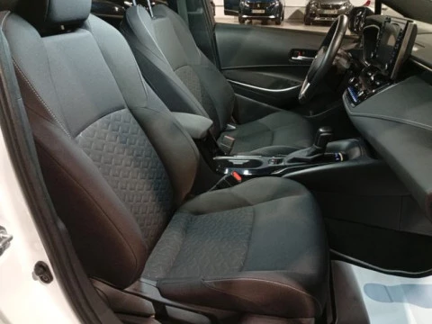 Toyota Corolla 1.8 125H BUSINESS PLUS E-CVT TOU SPORT