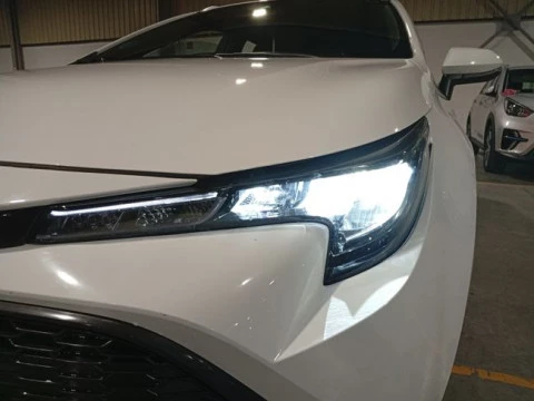 Toyota Corolla 1.8 125H BUSINESS PLUS E-CVT TOU SPORT