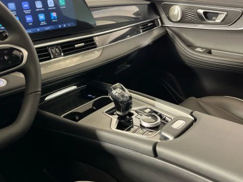 EBRO S700 1.6 TGDI Luxury 7 DCT