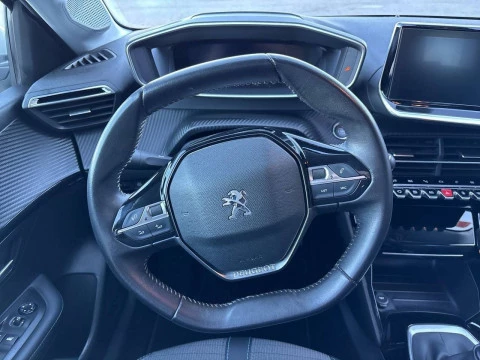 Peugeot 208 BlueHDi 73kW (100CV) Allure