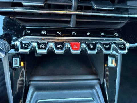 Peugeot 208 BlueHDi 73kW (100CV) Allure