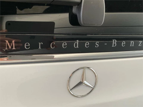 Mercedes-Benz Clase V 220 d Avantgarde Largo