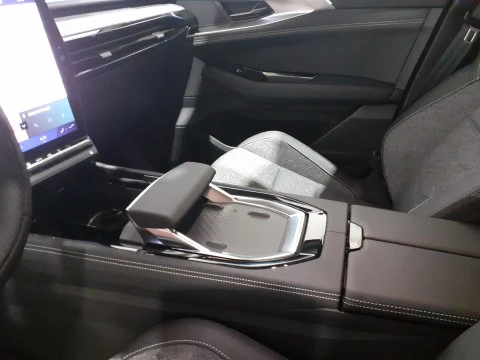 Renault Austral  techno full hybrid e-tech 200 (147kW)