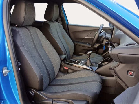 Peugeot 2008 PureTech 100 S&S Allure 75 kW (100 CV)
