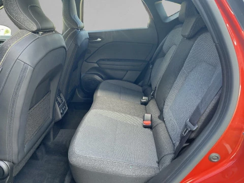 Renault Captur techno Eco-G 100cv (74 kW)