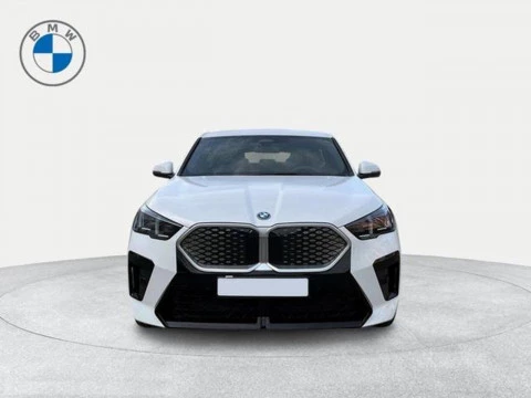BMW iX2 xDrive30