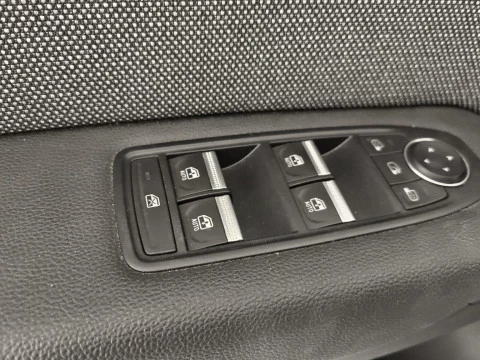 Renault Captur techno Eco-G 100cv (74 kW)