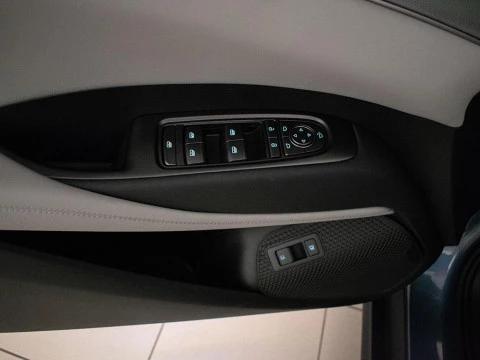 BYD SEAL 6 DM-I fam. 1.5 DM-I COMFORT LITE 5P