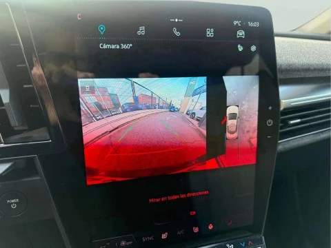 Renault Megane E-Tech  Techno Standard Charge EV40 96kW