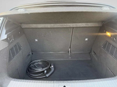 Renault Megane E-Tech  Techno Standard Charge EV40 96kW