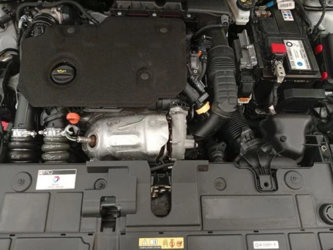 Citroën C4 BlueHDi 130 S&S EAT8 Feel Pack