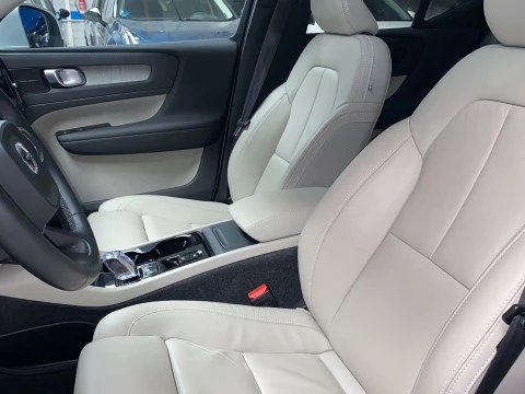Volvo XC40 1.5 T2 INSCRIPTION AUTO 5P