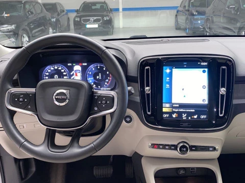Volvo XC40 1.5 T2 INSCRIPTION AUTO 5P