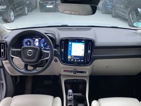 Volvo XC40 1.5 T2 INSCRIPTION AUTO 5P