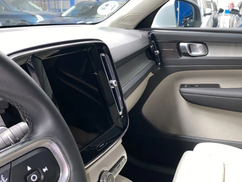 Volvo XC40 1.5 T2 INSCRIPTION AUTO 5P