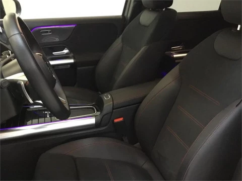 Mercedes-Benz GLA 200 D