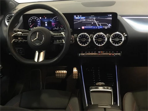 Mercedes-Benz GLA 200 D