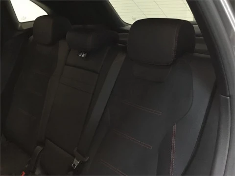 Mercedes-Benz GLA 200 D