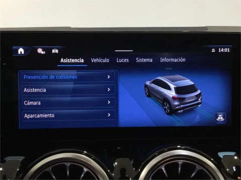 Mercedes-Benz GLA 200 D