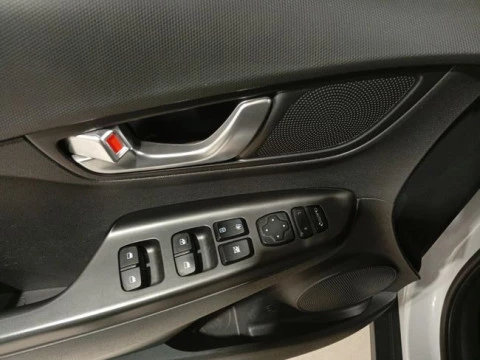 Hyundai Kona 150kW EV Maxx