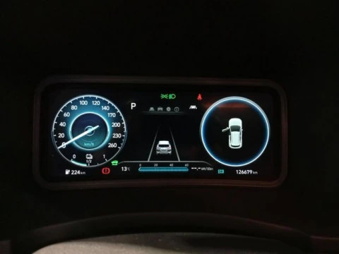Hyundai Kona 150kW EV Maxx