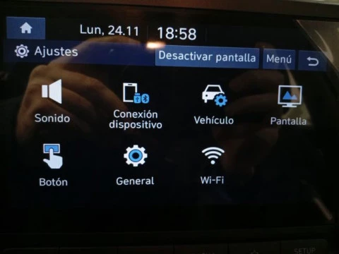 Hyundai Kona 150kW EV Maxx