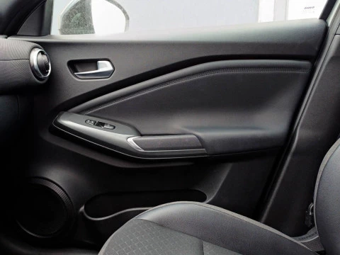 Nissan Juke 1.0 DIG-T 84KW N-CONNECTA 5P