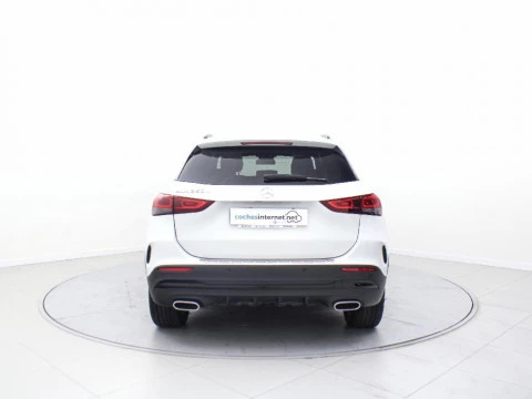 Mercedes-Benz GLA 250 E