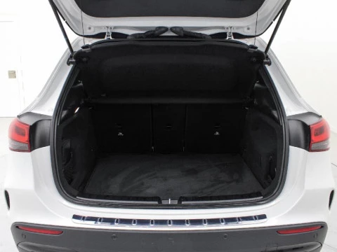 Mercedes-Benz GLA 250 E