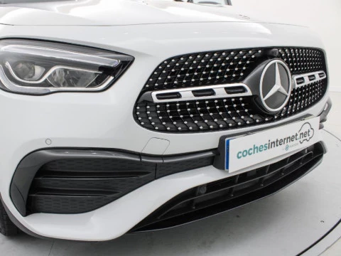 Mercedes-Benz GLA 250 E