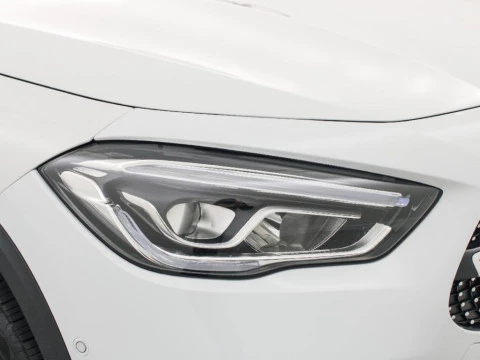 Mercedes-Benz GLA 250 E