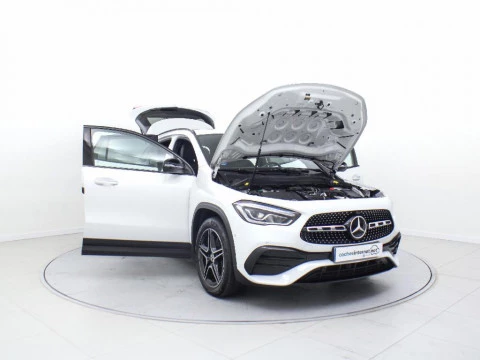 Mercedes-Benz GLA 250 E